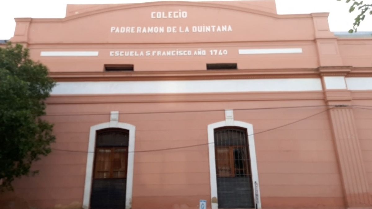 El Colegio Quintana emitió un comunicado sobre el caso de grooming que