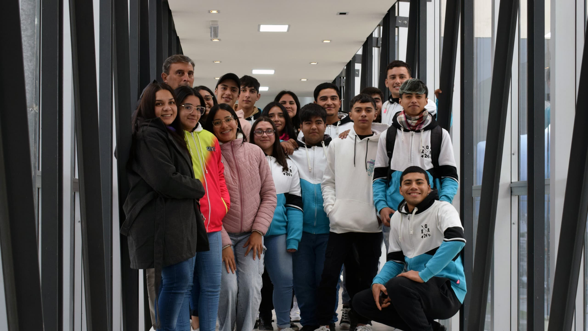 Alumnos De Pacl N Visitaron Y Recorrieron El Nodo Tecnol Gico