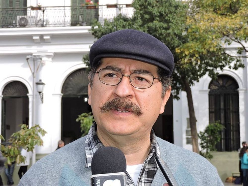 Emilio “Pikín” Vázquez. Presenta Promesas de amor
