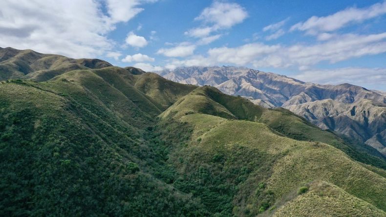 Conservar. Siendo un àrea protegida se conservará también el agua, la gente  y su cultura.