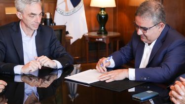 jalil firmo convenio con nacion para reactivar los subsidios al transporte