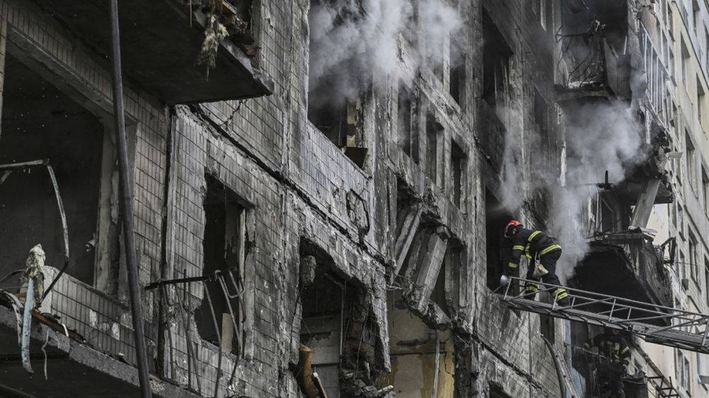 ucrania bombardeo edificio.jpg