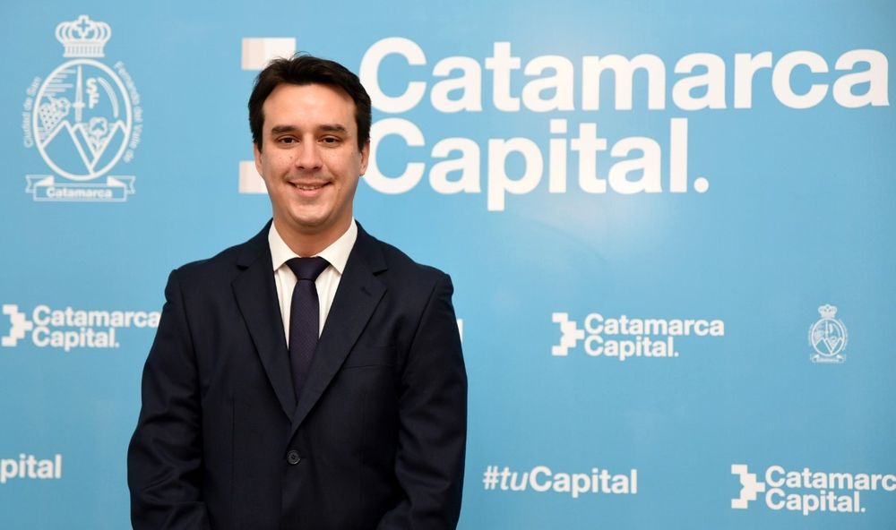 Pase. Fernando Monguillot deja la secretaría de Gobierno capitalina para ocupar la cartera política de Jalil.