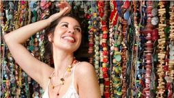 Paula Godoy presenta su primer material discográfico AMBAS