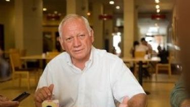 Le robaron dinero, cheques y celulares al intendente Jalile en Córdoba