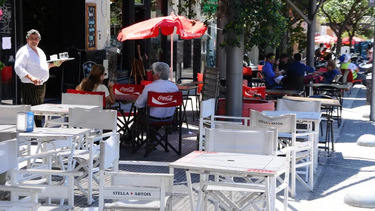 pese a la crisis, el sector gastronomico no sufrio despidos