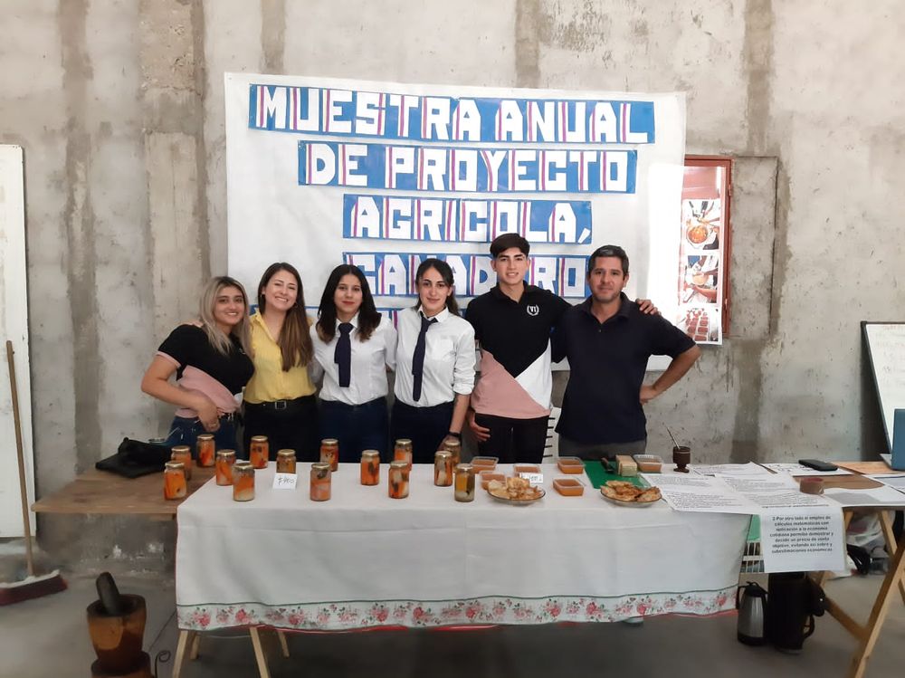 La Escuela Secundaria Rural N°14 realizó la Muestra Anual Pedagógica y Cultural.jpeg