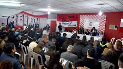 Convención de la UCR: convocatoria juvenil y reclamos del interior marcan la interna radical Convención de la UCR: convocatoria juvenil y reclamos del interior marcan la interna radical