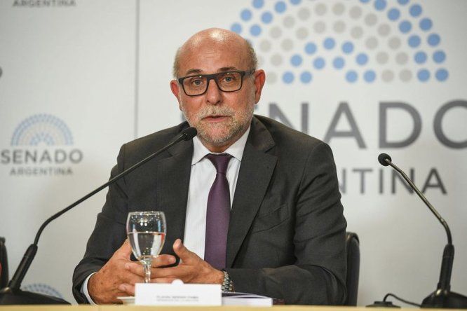 Flavio Fama. Senador nacional.&nbsp;