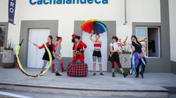 La Cooperativa Cultural Cachalahueca cumple 20 años y los celebra a puro ARDE La Cooperativa Cultural Cachalahueca cumple 20 años y los celebra a puro ARDE