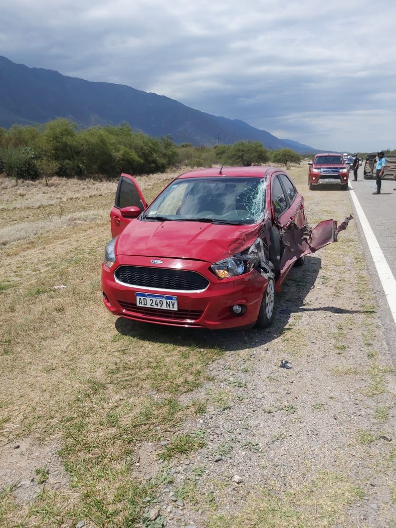 Grave accidente vial en la ruta nacional 38