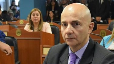 Brizuela cargó contra los exlibertarios