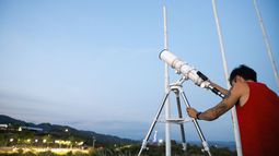 Invitan a contemplar las maravillas del cosmos desde el Pueblo Perdido de la Quebrada