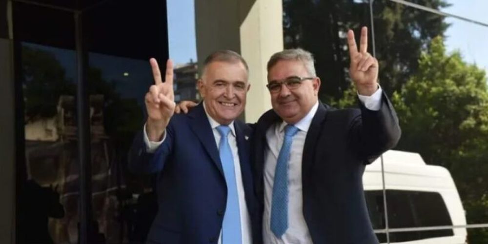 Gobernadores. De Tucumán y Catamarca, Osvaldo Jaldo y Raúl Jalil.