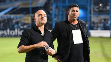 renuncio la dupla campeona de platense tras hacer historia
