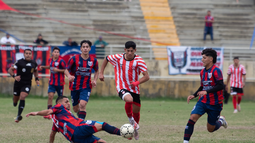 Villa Cubas y San Lorenzo igualaron sin goles en una nueva edición del clásico capitalino Villa Cubas y San Lorenzo igualaron sin goles en una nueva edición del clásico capitalino