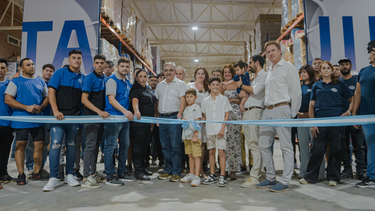 Tauil inauguró nuevo local y centro logístico