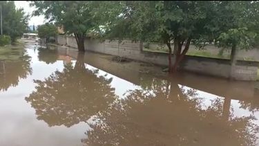 calles inundadas y vecinos molestos en valle viejo