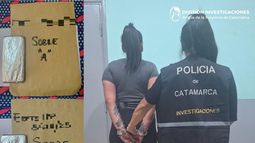 Allanamientos en barrio Las Vías Este: secuestran 4 celulares y arrestan a una mujer por un ilícito Allanamientos en barrio Las Vías Este: secuestran 4 celulares y arrestan a una mujer por un ilícito