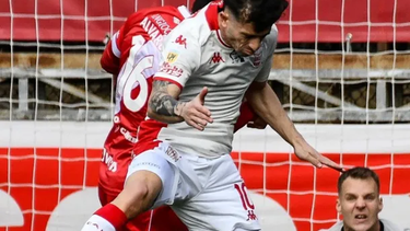 el puntero huracan sufrio ante argentinos juniors y pudo rescatar un empate
