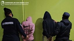 Aprehendieron a dos jóvenes por agredir y robar a su madre