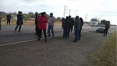 Quirós: vecinos vuelven a cortan la ruta porque personas que llegaron de Buenos Aires “no respetan la cuarentena
