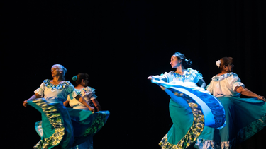 musica, danza e historia para celebrar los 203 anos de la autonomia provincial