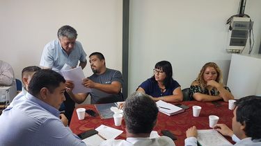 El SOEM acordó devolver la cuota solidaria a los trabajadores no afiliados al gremio