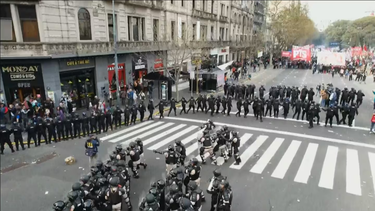 incidentes en inmediaciones del congreso tras la confirmacion del veto en diputados