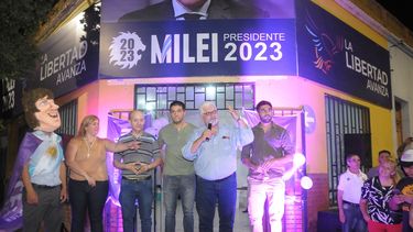 Acercamiento. Dirigentes del PRO y la UCR, en los festejos de LLA.
