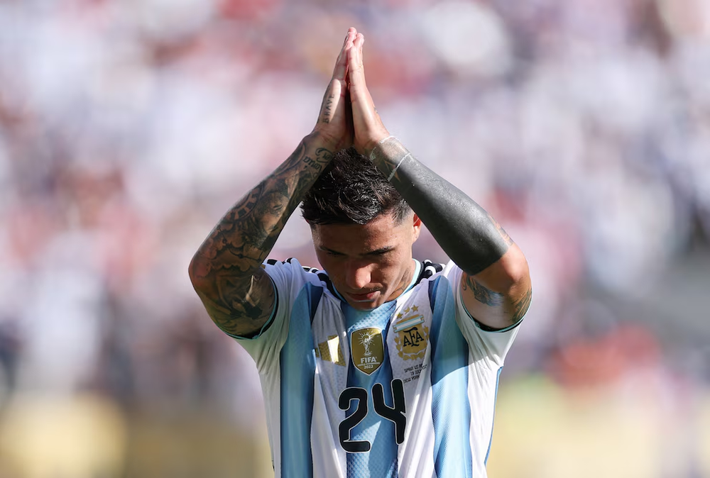 Las polémicas de la final entre Argentina y España: roja a Enzo, gol anulado y gesto de Cucurella