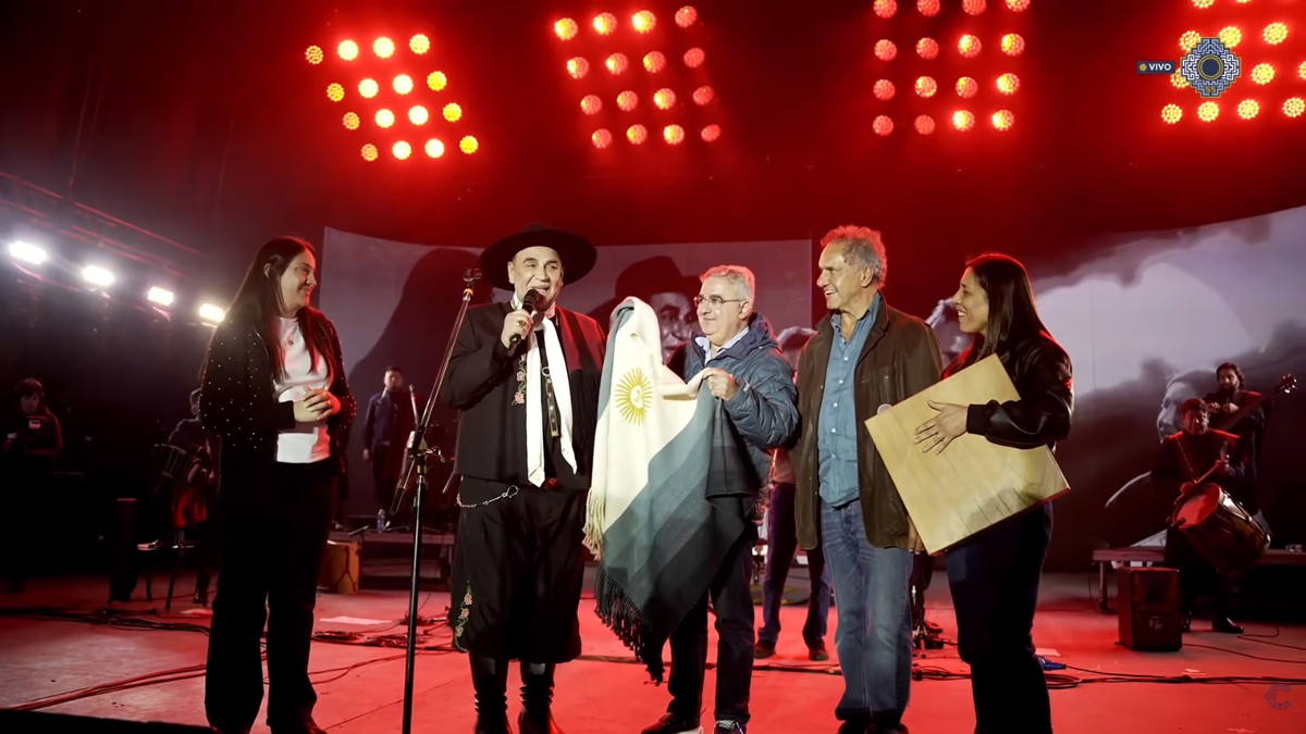 Daniel Scioli llegó a Catamarca para recorrer la Fiesta del Poncho