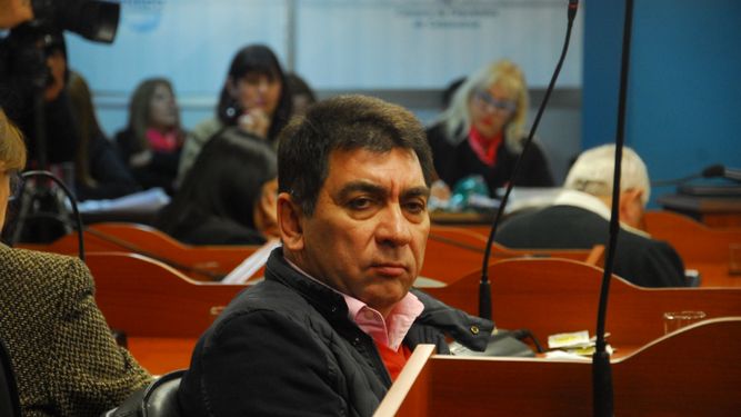 La oposición cruzó a Corpacci y rechazó la reforma del Estado por decreto