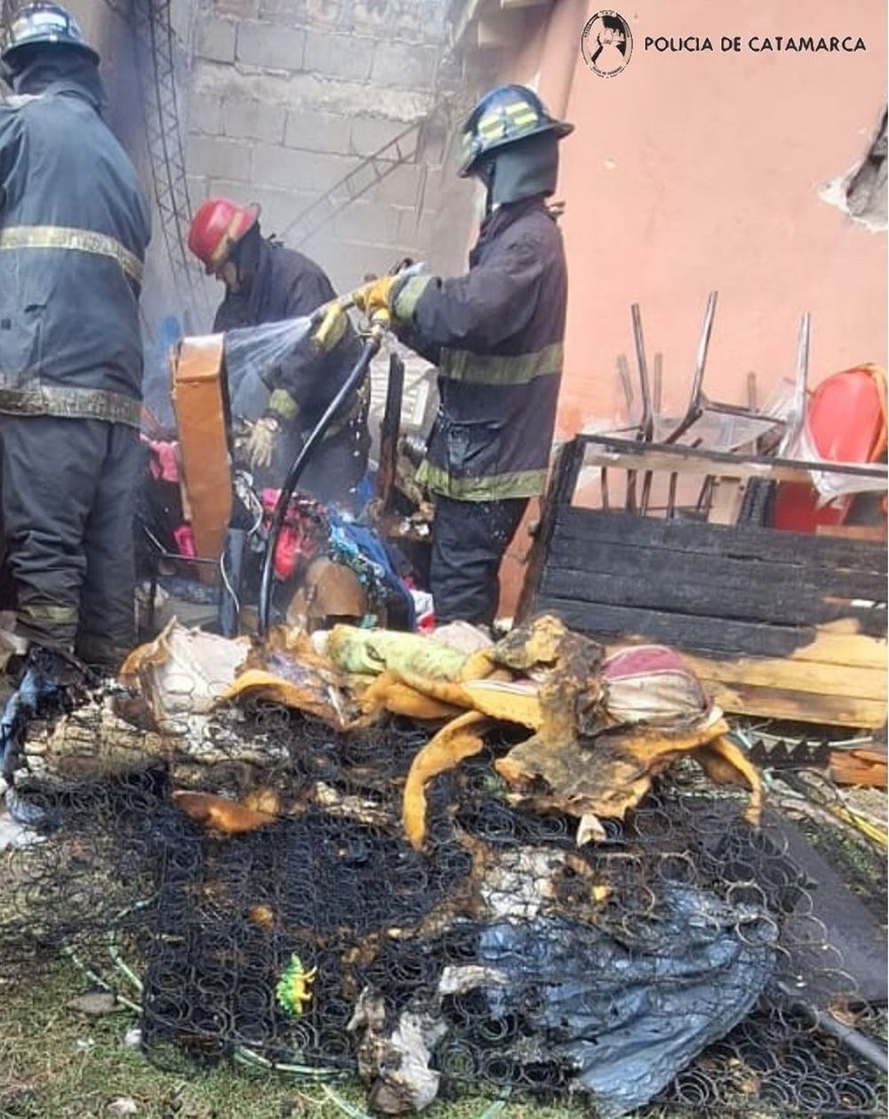 Sofocaron un incendio en una vivienda del norte de la Capital