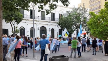 Multitudinarias marchas contra el Gobierno en todo el país