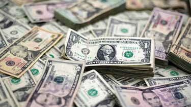 El Banco Central subió de nuevo las tasas, pero igual el dólar cerró en alza