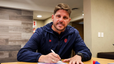 damian ayude fue presentado como entrenador de san lorenzo