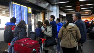 cancelan vuelos a bariloche y neuquen por el calbuco