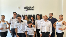 Apertura del local de Yamaha Plan de ahorro de Ledian Motos