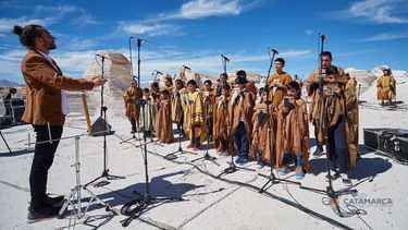 Informes por versión del himno