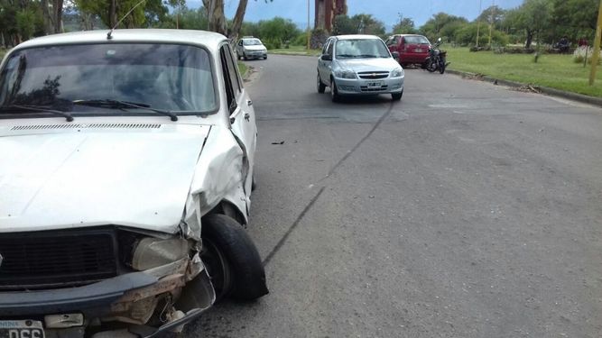 Se habría dormido y provocó un accidente