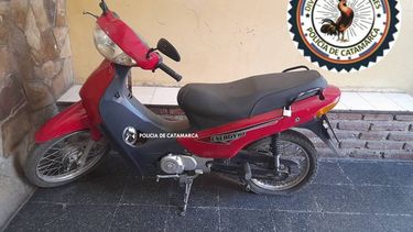 En procedimientos encuentran motopartes y motos sustraídas