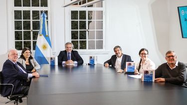El Presidente anunció la creación de un test rápido desarrollado por científicos argentinos