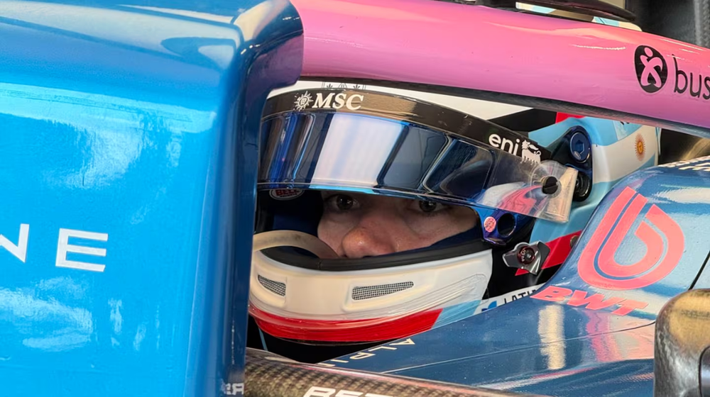 Colapinto recibió una sanción de la FIA tras el choque en Azerbaiyán