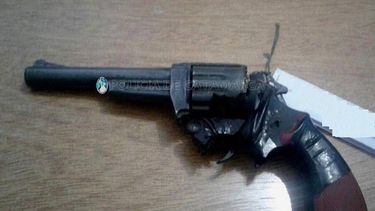 Amenazaba con un arma de juguete