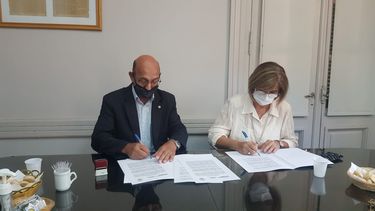 capacitaran a docentes municipales de capital en competencias digitales