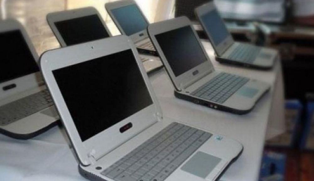Netbooks. El director de la escuela ambateña fue imputado.&nbsp;