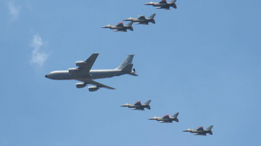 video: llegaron a cordoba los aviones caza f-16