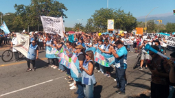 Docentes autoconvocados denuncian descuentos arbitrarios y sanciones tras medidas de fuerza