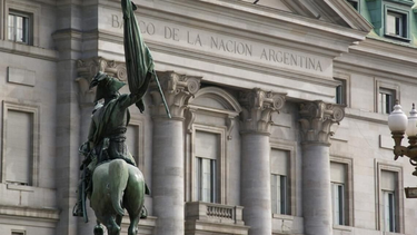 creditos del banco nacion a funcionarios: los montos superan hasta cuatro veces el promedio